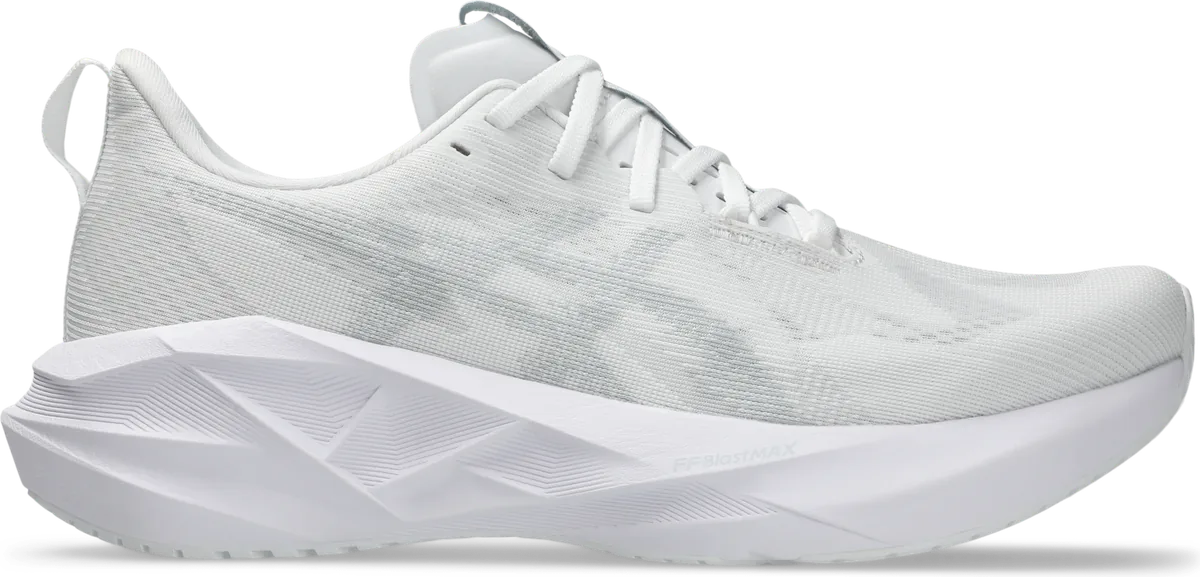 ASICS NOVABLAST 5